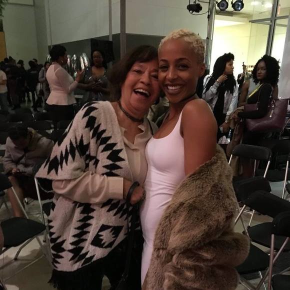 Meet your Posher, Mina - Picture 1 of 1